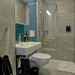 Bank House 303 - Griwa Rent Apartment *